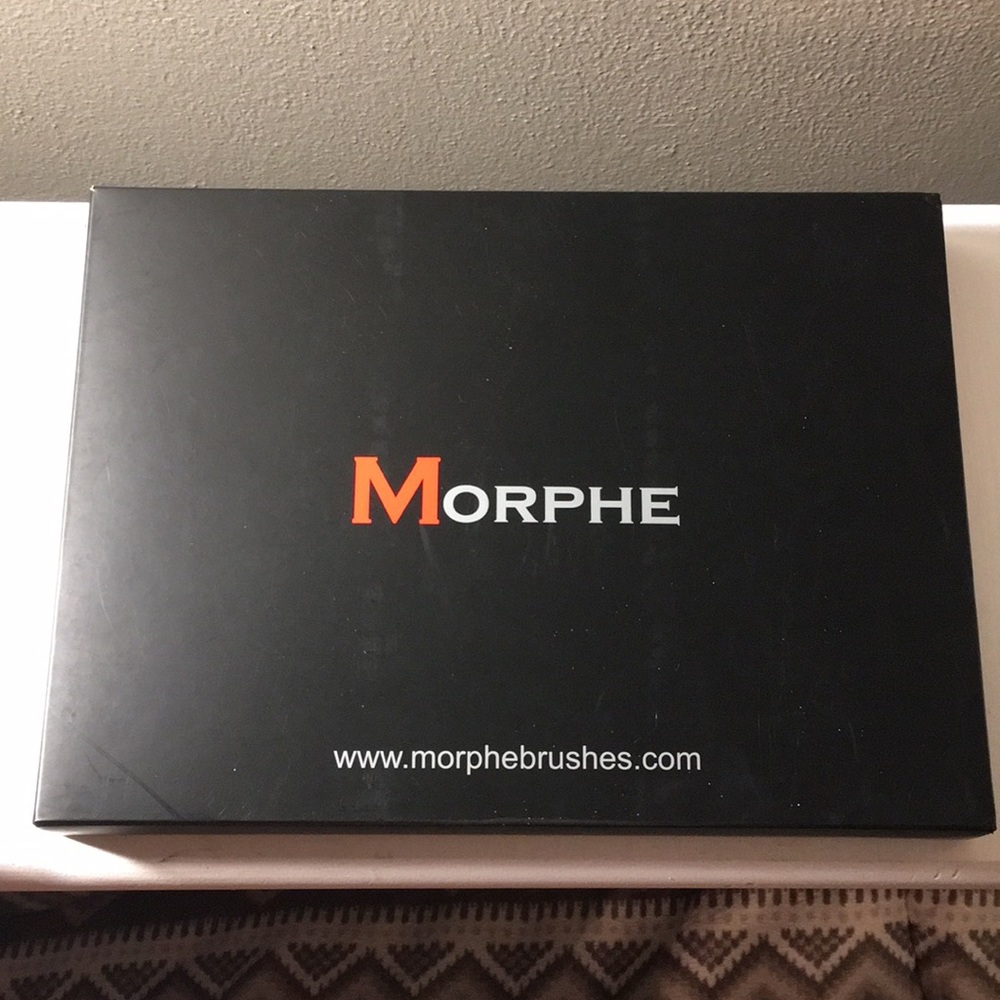 ON HOLD LADIES & GENTS Morphe 35b Palette